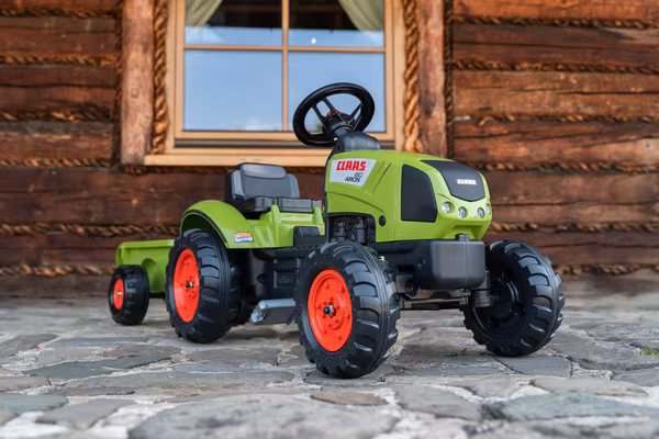 Tracteur Claas Arion 410 avec remorque vue 3