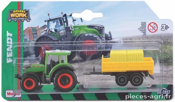 Fendt 209 avec remorque à bois vue 2