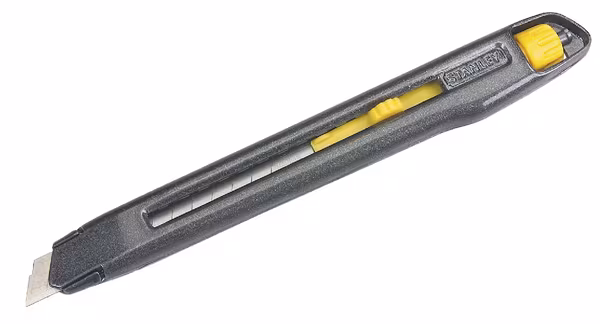 Cutter Interlock 9mm · réf. 010095