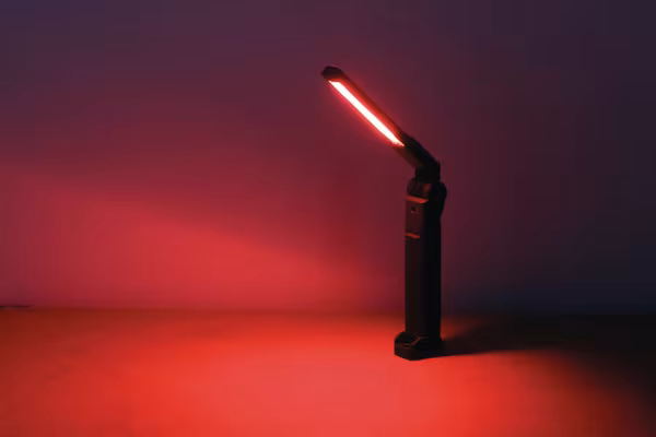 Lampe d'atelier LED 900 lumens, pliable, rechargeable vue 4